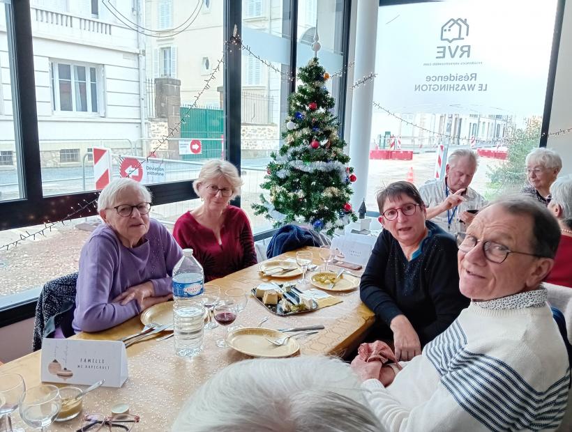 Le repas de Noël à la résidence Le Washington